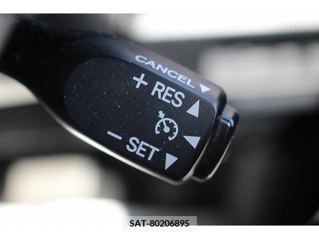 Toyota ESQUIRE 2017-12 213298-1