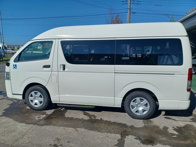 Toyota HIACE VAN 2017-09 24638-5