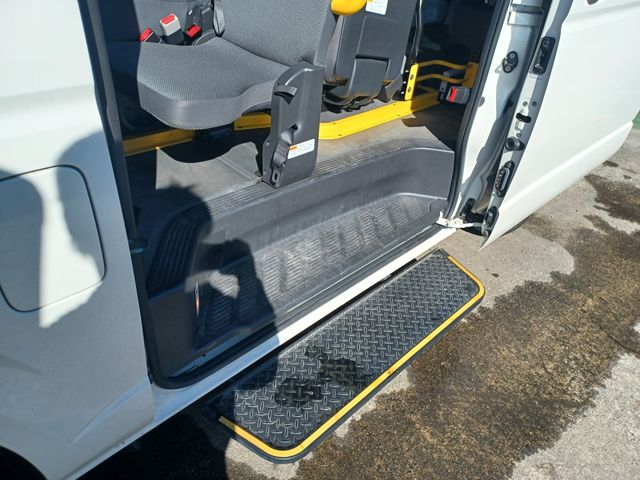 Toyota HIACE VAN 2017-09 24638-9