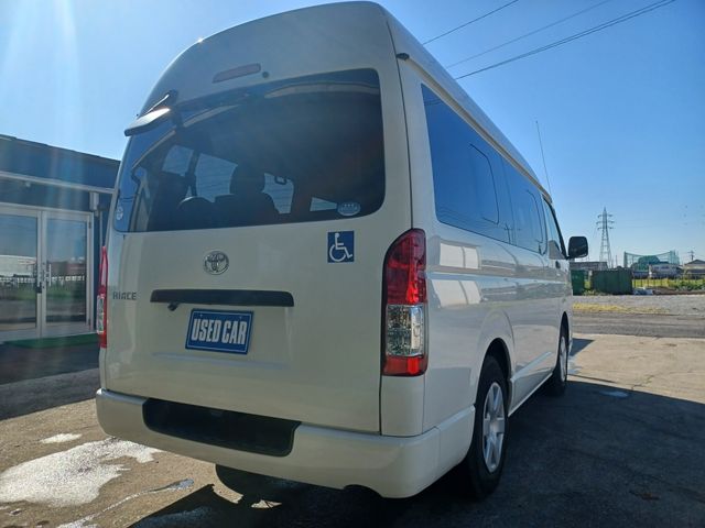 Toyota HIACE VAN 2017-09 24638-2