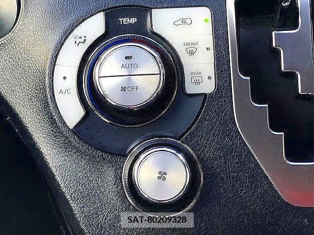 Toyota SIENTA 2016-12 218853-14