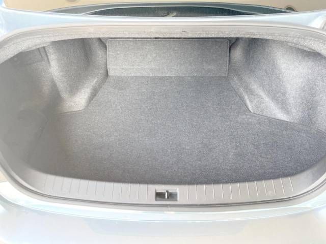Nissan SKYLINE 2014-06 190026-10