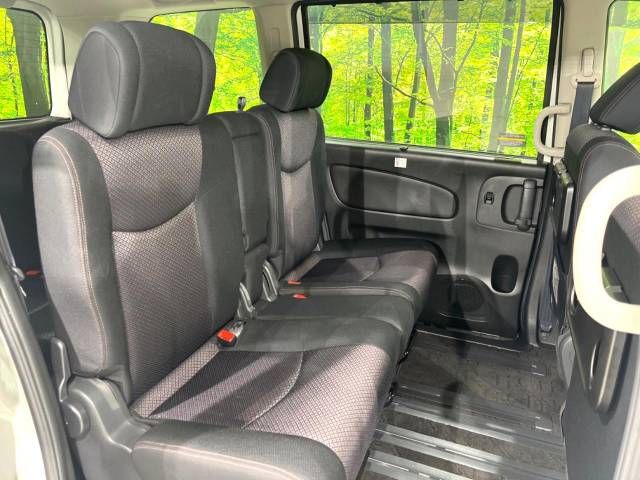 Nissan SERENA 2012-07 187950-8