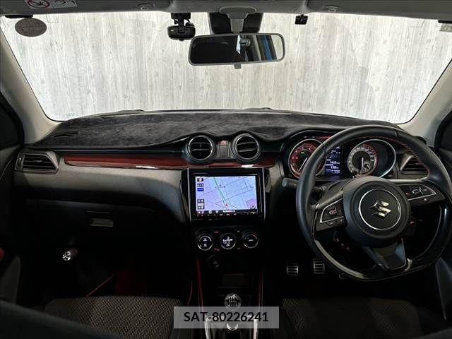 Suzuki SWIFT 2020-10 344601-1