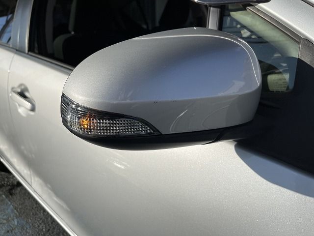 Toyota AQUA 2015-01 27290-23