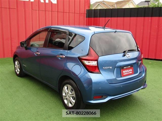 Nissan NOTE 2017-06 305378-1