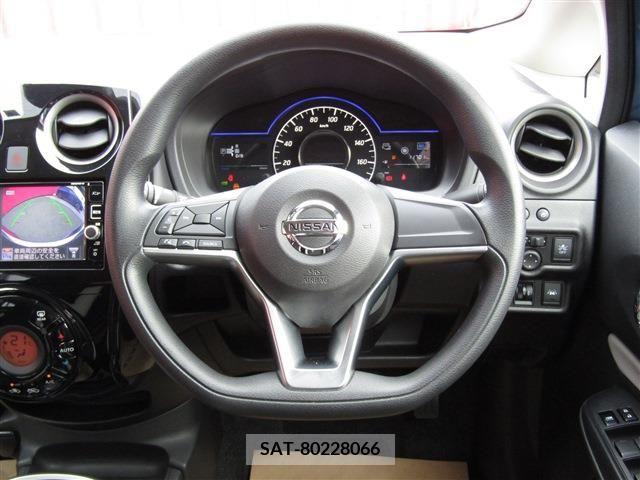 Nissan NOTE 2017-06 305378-10