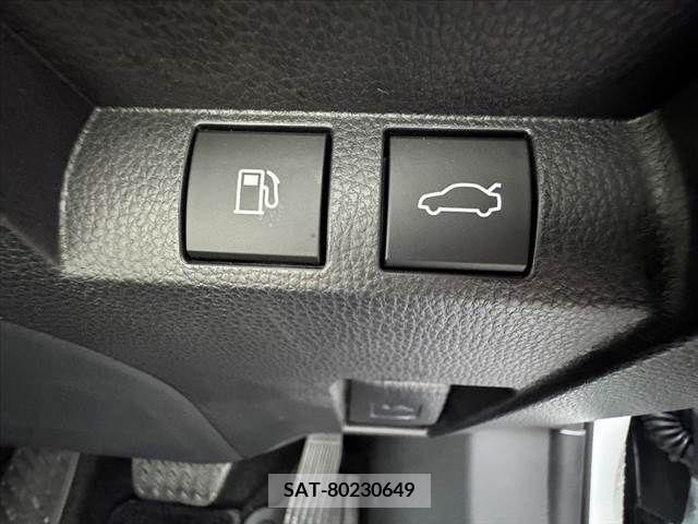 Toyota CROWN 2023-02 300658-28