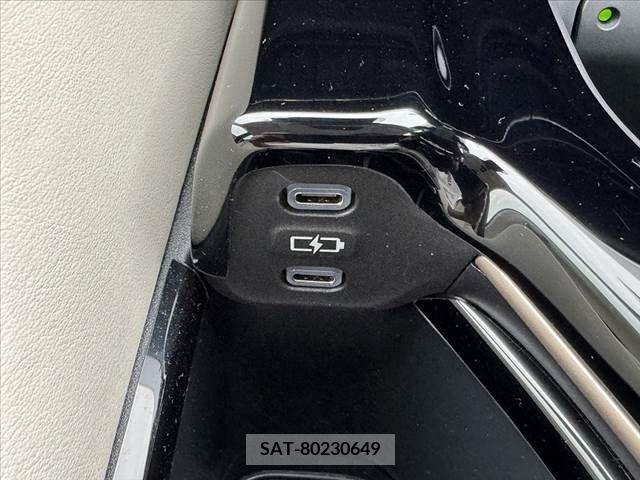 Toyota CROWN 2023-02 300658-27