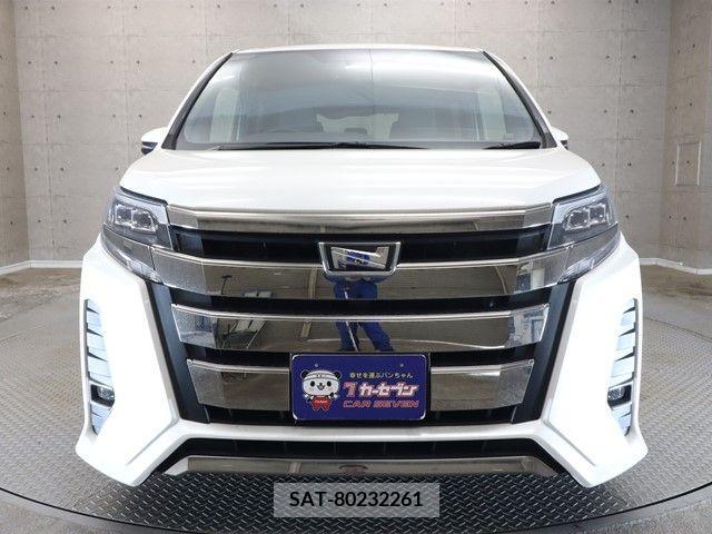 Toyota NOAH 2017-11 241270-20
