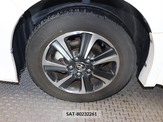 Toyota NOAH 2017-11 241270-27