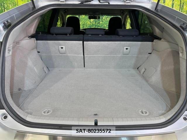 Toyota PRIUS 2014-07 328791-9