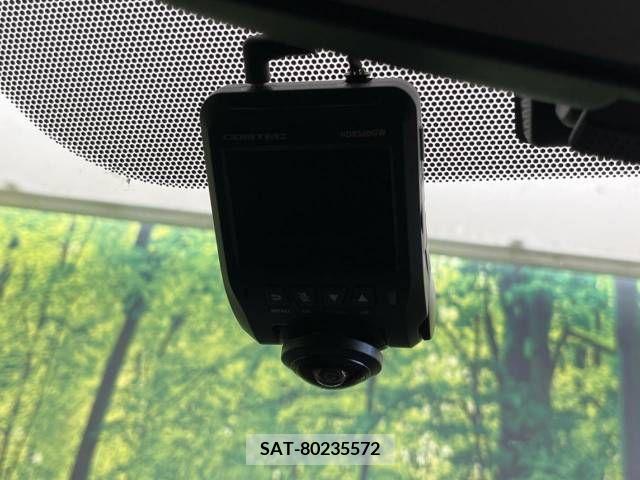Toyota PRIUS 2014-07 328791-6