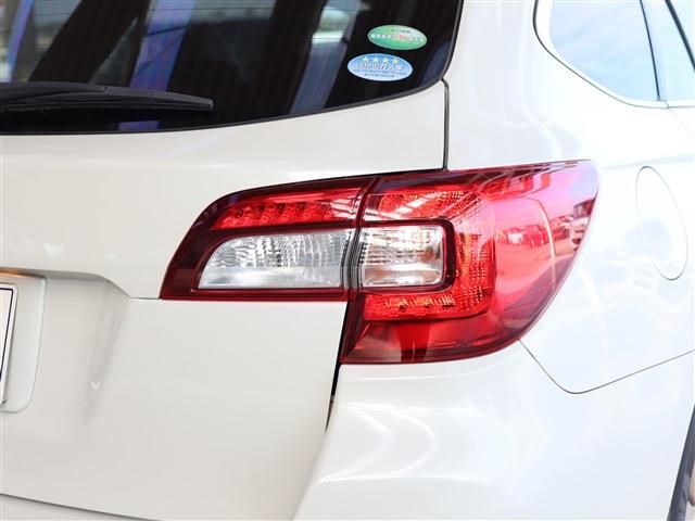 Subaru OUTBACK 2017-02 13217-25