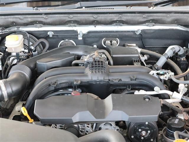 Subaru OUTBACK 2017-02 13217-18