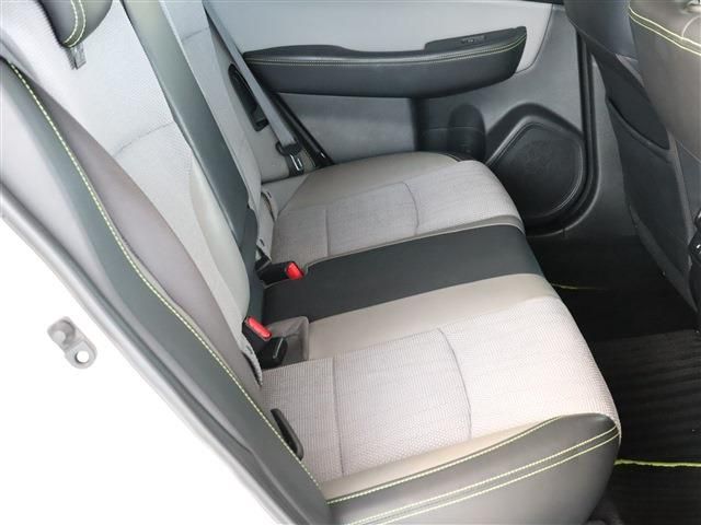 Subaru OUTBACK 2017-02 13217-13
