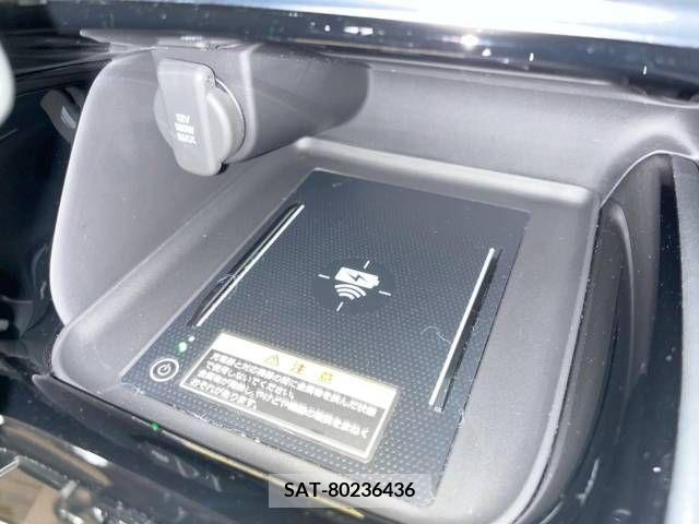 Honda VEZEL 2023-05 381547-9
