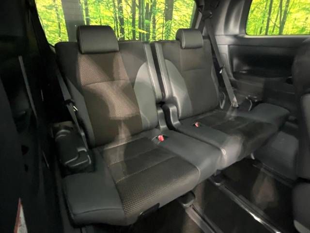 Toyota ALPHARD 2021-04 10597-11
