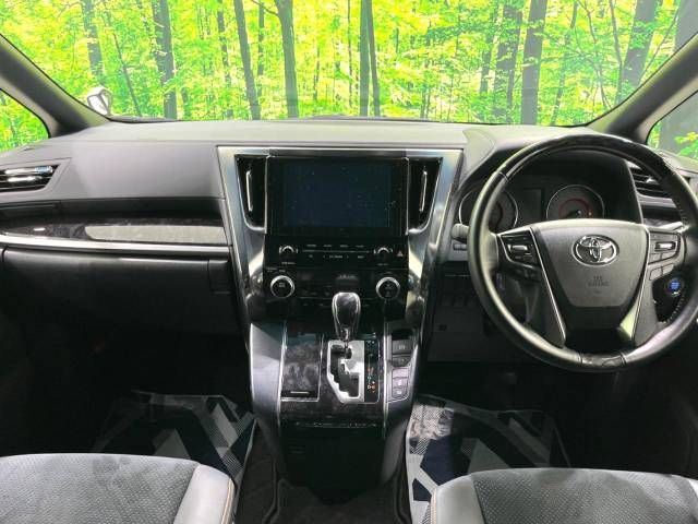 Toyota ALPHARD 2021-04 10597-1