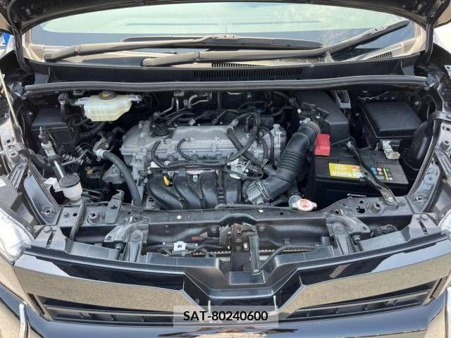 Toyota VOXY 2019-04 321617-19