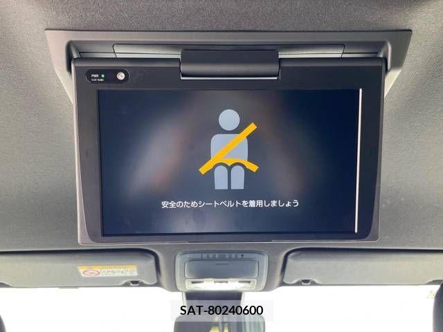 Toyota VOXY 2019-04 321617-4