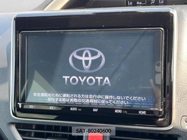 Toyota VOXY 2019-04 321617-2