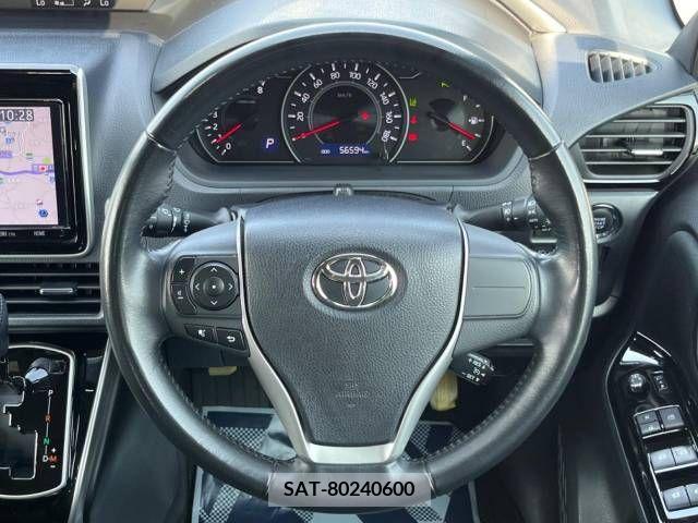 Toyota VOXY 2019-04 321617-12