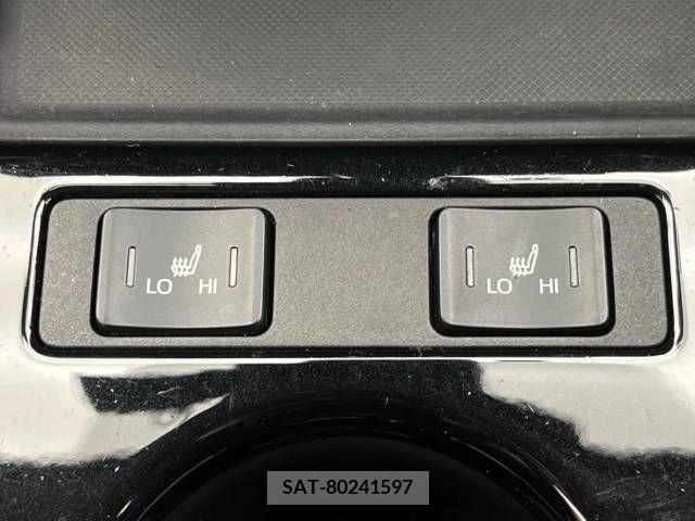 Toyota PRIUS 2019-09 378877-7
