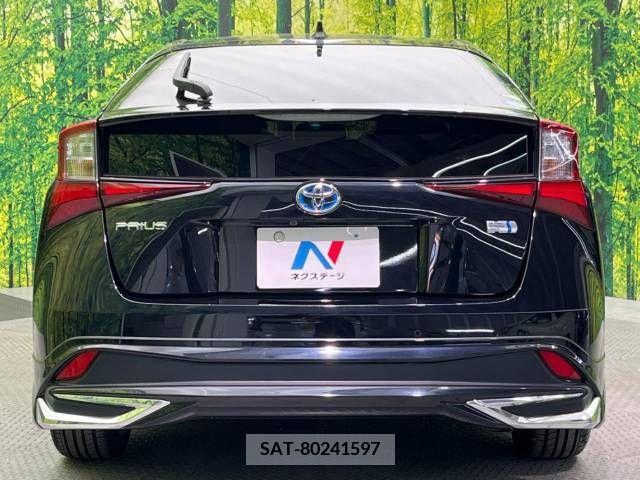 Toyota PRIUS 2019-09 378877-15