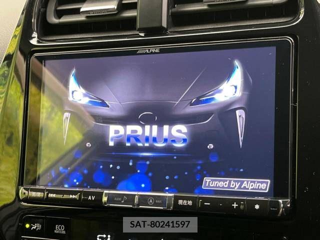 Toyota PRIUS 2019-09 378877-3