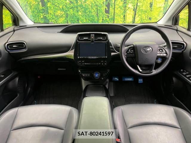 Toyota PRIUS 2019-09 378877-1