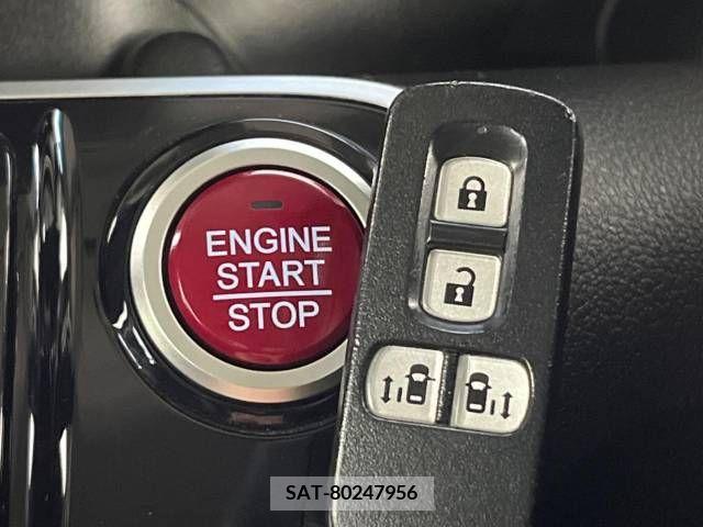 Honda N BOX CUSTOM 2015-02 329549-7