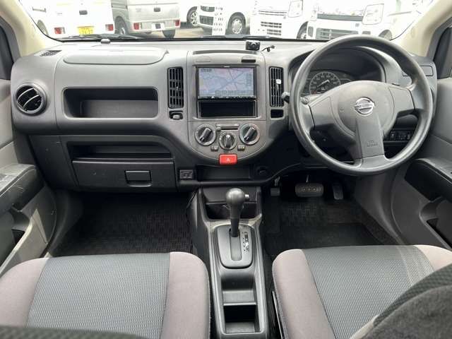 Nissan NV150 AD 2018-01 8738-1