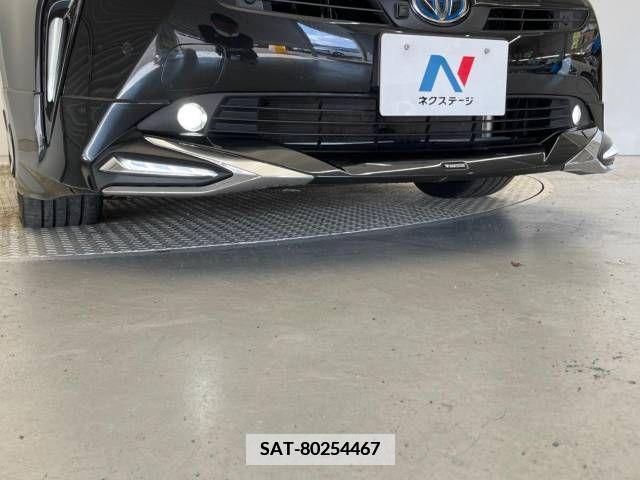 Toyota PRIUS 2022-11 366427-2