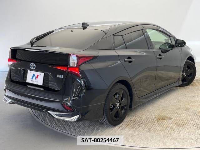 Toyota PRIUS 2022-11 366427-17