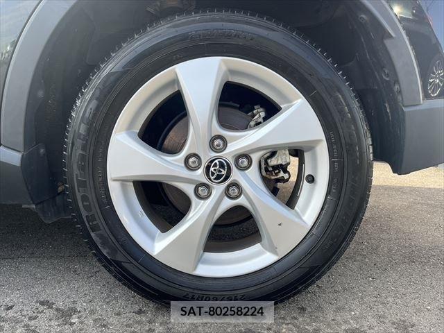 Toyota C-HR 2017-06 231161-14
