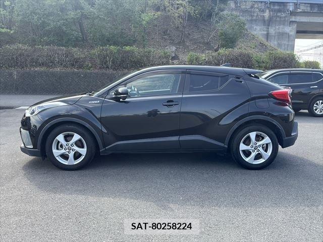 Toyota C-HR 2017-06 231161-7