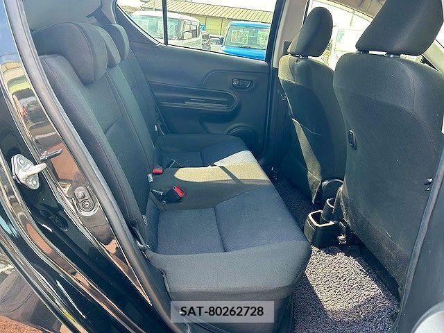 Toyota AQUA 2017-05 260516-9