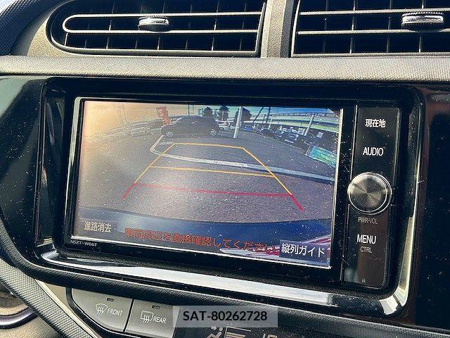Toyota AQUA 2017-05 260516-11