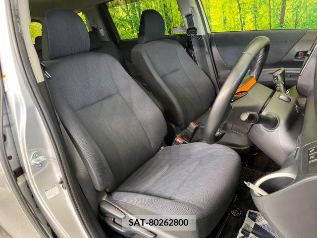 Toyota SIENTA 2017-08 337078-8