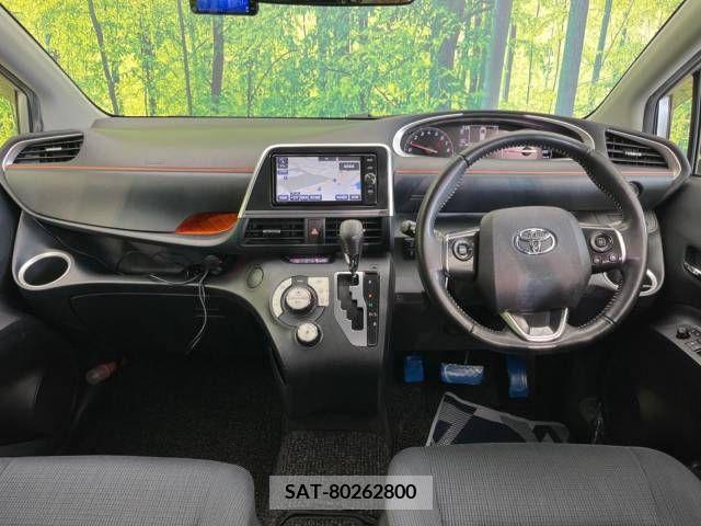 Toyota SIENTA 2017-08 337078-1