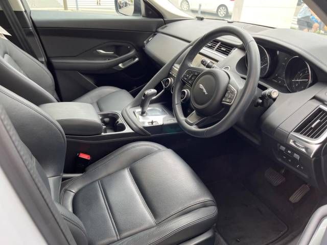 Jaguar E-PACE 2020-08 184000-12