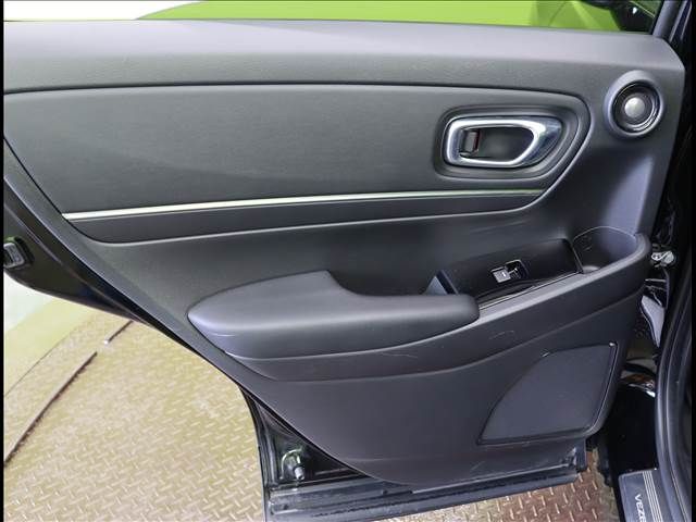 Honda VEZEL 2022-12 188617-28