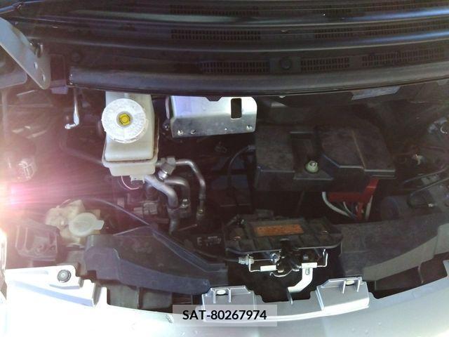 Mitsubishi I 2018-12 212666-19