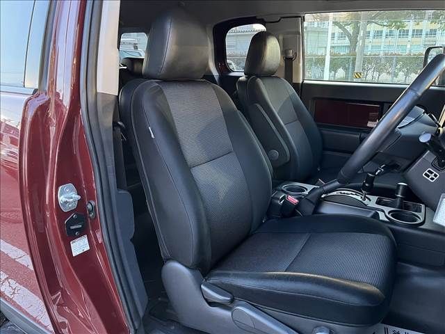 Toyota FJ CRUISER 2011-04 15995-4