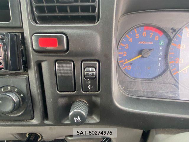 Mazda TITAN DASH 2009-05 237646-18