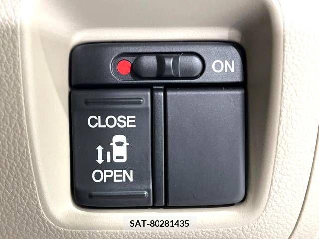 Honda N BOX 2015-05 385966-3