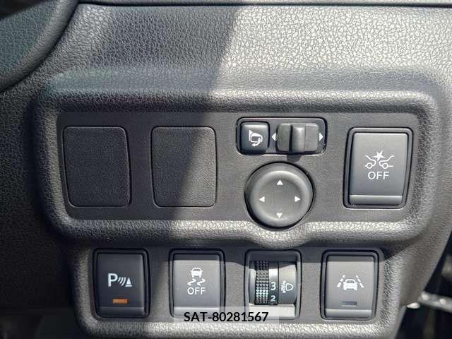 Nissan NOTE 2019-03 365295-7