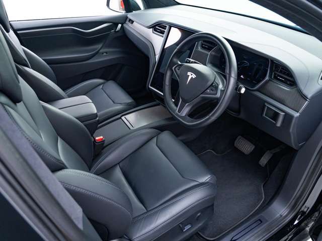 Tesla MODEL X 2019-03 23151-19