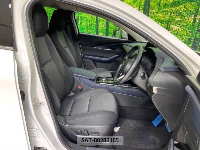 Mazda CX-30 2023-03 390189-8